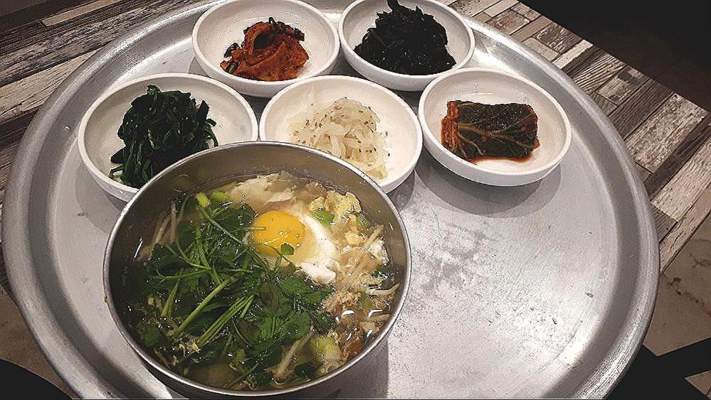 Geoje A-Plus Hotel Екстериор снимка